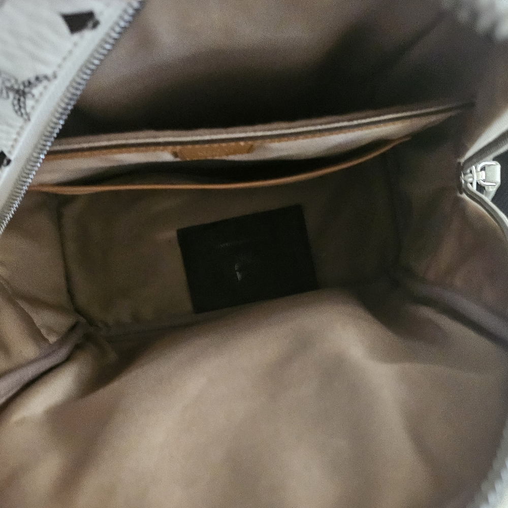 Authentic MCM Backpack | FREE SHIPPING - Picture 5 of 5